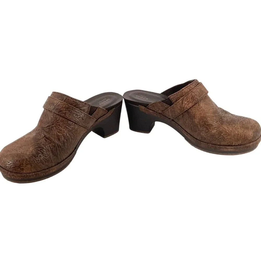 Crocs Sarah Tooled Clog Brown Triple Comfort Slip On Shoes 203911 Women’s Sz 7 W - Picture 7 of 8